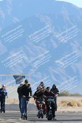 media/Dec-04-2025-Racers Edge (Thu) [[5ebc9f124d]]/1-Track Walk/